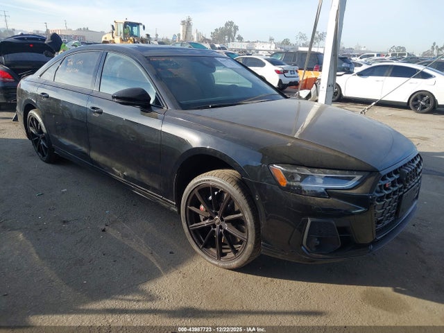 2023 AUDI S8 WAULSAF80PN003047 Photo 0