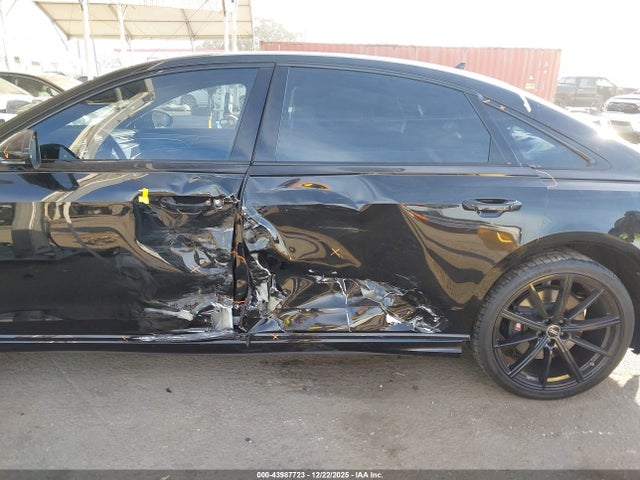 2023 AUDI S8 WAULSAF80PN003047 Photo 5