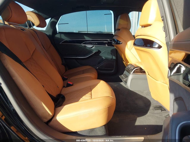 2023 AUDI S8 WAULSAF80PN003047 Photo 7