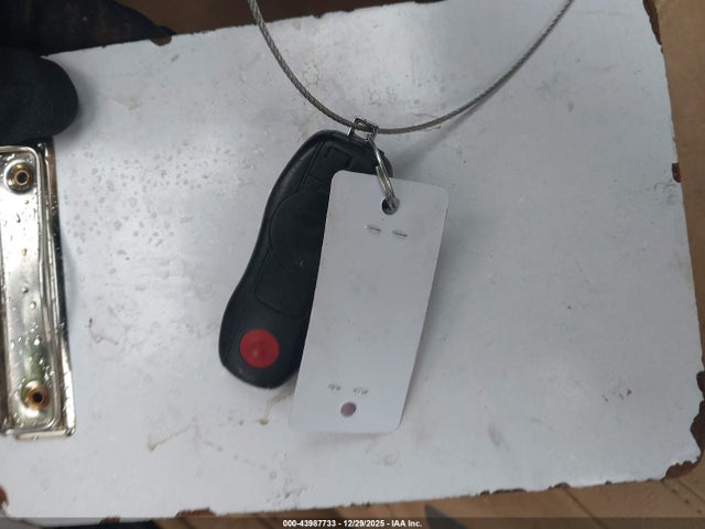 2017 PORSCHE MACAN WP1AA2A56HLB05917 Photo 10