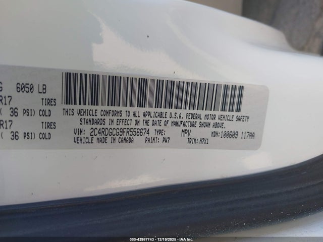 2C4RDGCG9FR556674 Dodge Grand Caravan