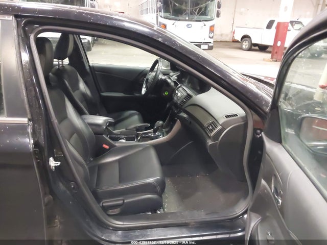 1HGCR2F50GA230631 Honda Accord Sport