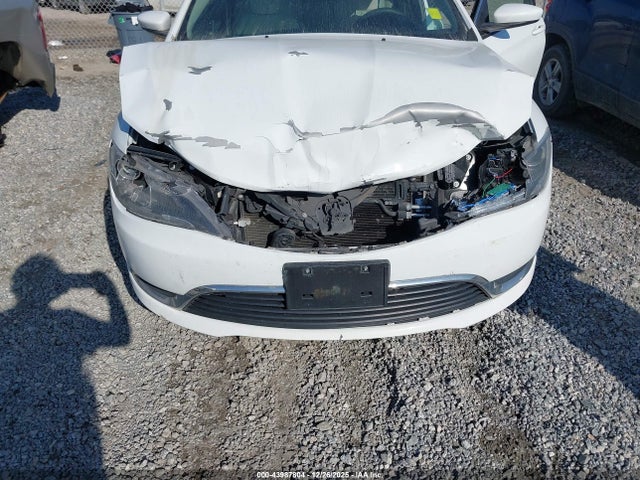 2015 CHRYSLER 200 1C3CCCAB6FN652577 Photo 5