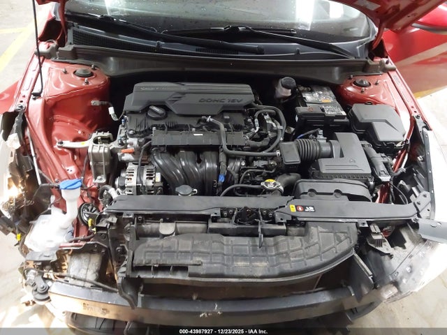 5NPLM4AG7NH068343 Hyundai ELANTRA SEL
