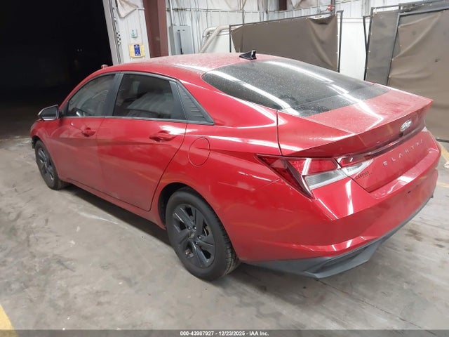 5NPLM4AG7NH068343 Hyundai ELANTRA SEL