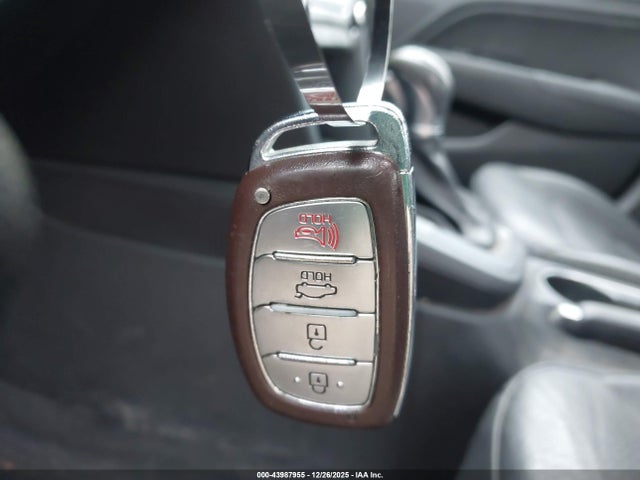 Aukcja sprzedaży 2017 Hyundai Elantra Limited, vin: 5NPD84LF2HH129762, numer aukcji: 43987955