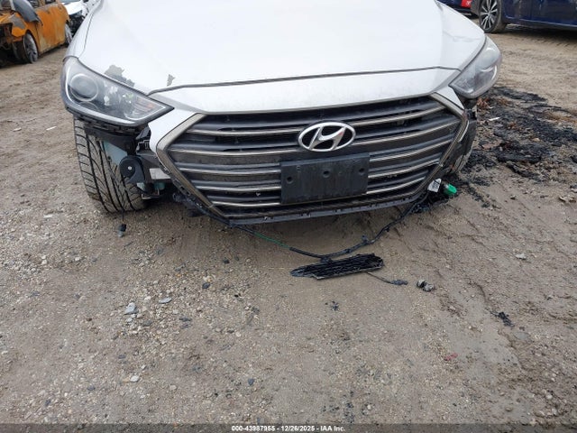 Aukcja sprzedaży 2017 Hyundai Elantra Limited, vin: 5NPD84LF2HH129762, numer aukcji: 43987955