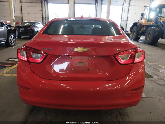 1G1BE5SM2J7241311 Chevrolet Cruze Lt Auto