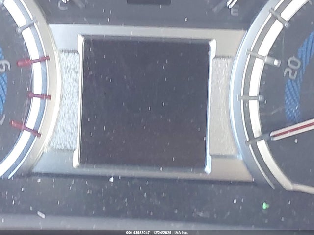 43988047 :رقم المزاد ، JTEZU5JR3J5177650 vin ، 2018 Toyota 4runner Sr5 مزاد بيع