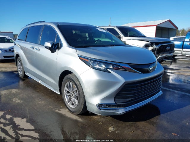 2022 TOYOTA SIENNA 5TDYRKEC2NS118823