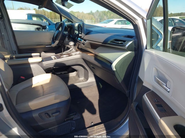 2022 TOYOTA SIENNA 5TDYRKEC2NS118823 Photo 4