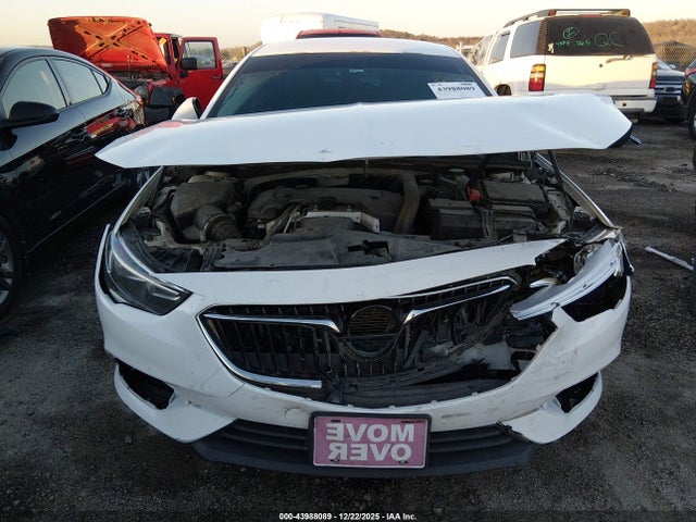 2018 Buick Regal Sportback Preferred მანქანა იყიდება აუქციონზე, vin: W04GL6SX7J1130592, აუქციონის ნომერი: 43988089
