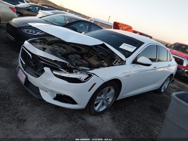 2018 Buick Regal Sportback Preferred მანქანა იყიდება აუქციონზე, vin: W04GL6SX7J1130592, აუქციონის ნომერი: 43988089