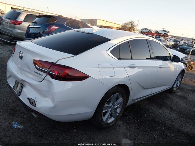2018 Buick Regal Sportback Preferred მანქანა იყიდება აუქციონზე, vin: W04GL6SX7J1130592, აუქციონის ნომერი: 43988089