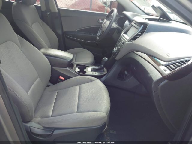 2018 HYUNDAI SANTA FE SPORT 5NMZU3LB8JH064296 Photo 4