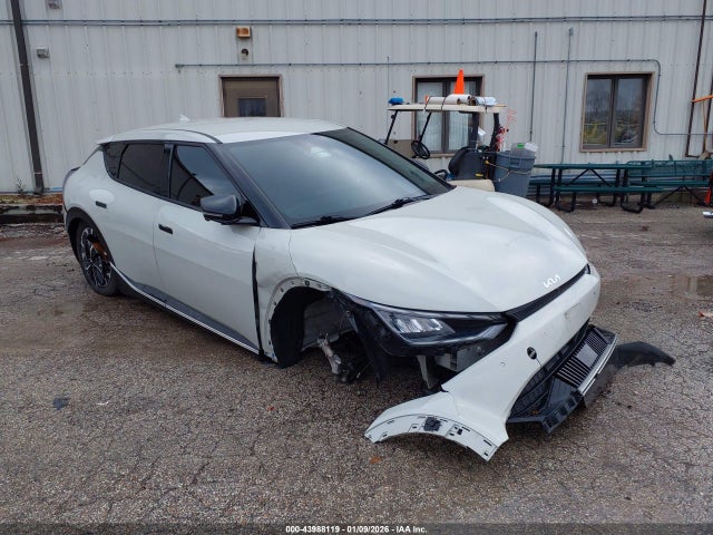 2022 KIA EV6 KNDC3DLC8N5076934