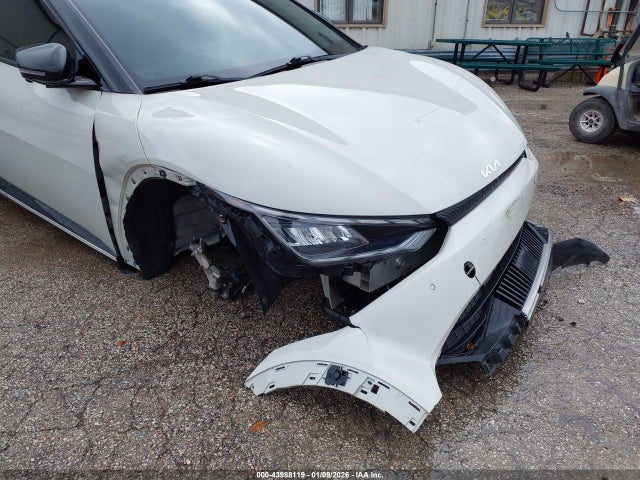 2022 KIA EV6 KNDC3DLC8N5076934 Photo 5
