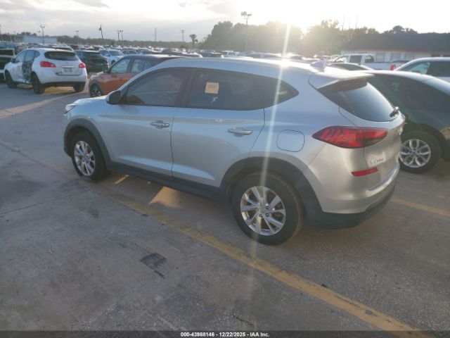 2019 HYUNDAI TUCSON KM8J33A49KU927004 Photo 2