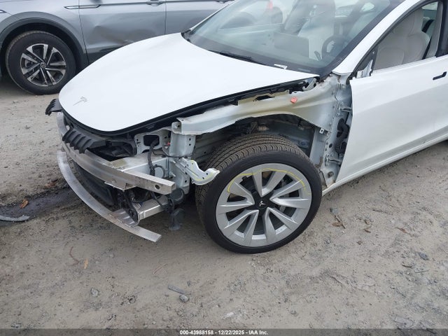 2022 TESLA MODEL 3 5YJ3E1EA8NF154969 Photo 5