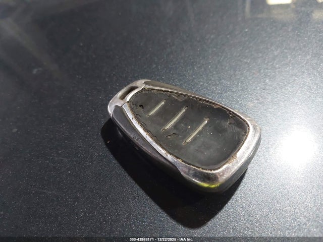 2019 CHEVROLET MALIBU 1G1ZD5ST2KF194412 Photo 10