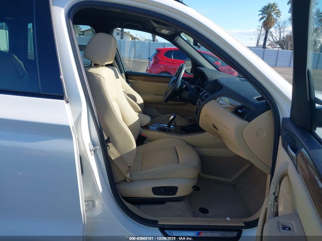 5UXWX9C5XE0D27774 BMW X3 Xdrive28i