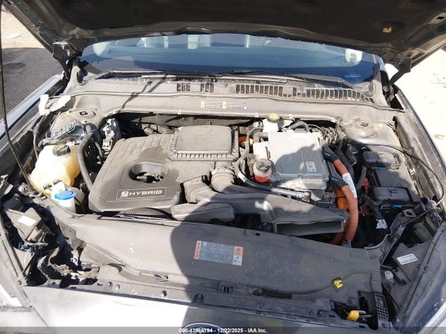 43988194 :رقم المزاد ، 3FA6P0LU6HR398885 vin ، 2017 Ford Fusion Hybrid Se مزاد بيع