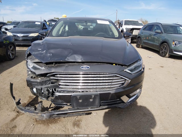 43988194 :رقم المزاد ، 3FA6P0LU6HR398885 vin ، 2017 Ford Fusion Hybrid Se مزاد بيع