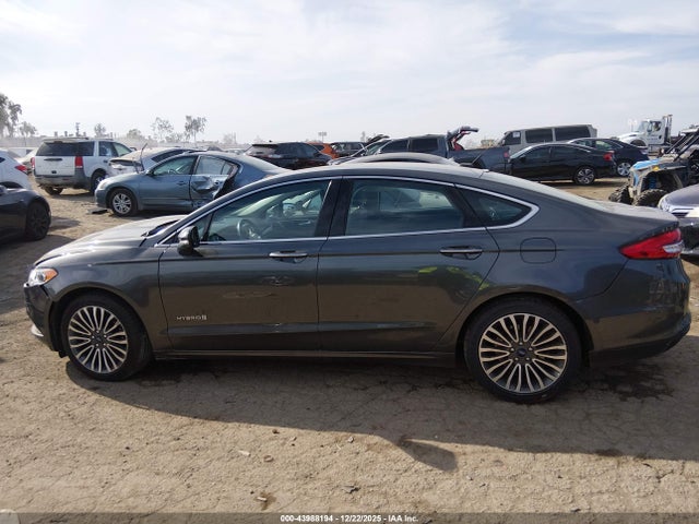 43988194 :رقم المزاد ، 3FA6P0LU6HR398885 vin ، 2017 Ford Fusion Hybrid Se مزاد بيع