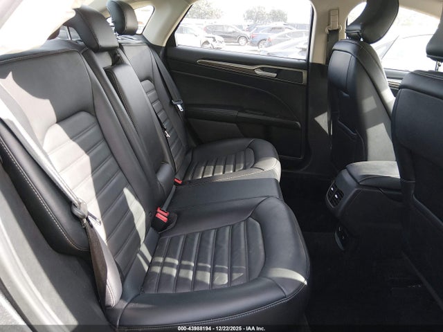43988194 :رقم المزاد ، 3FA6P0LU6HR398885 vin ، 2017 Ford Fusion Hybrid Se مزاد بيع