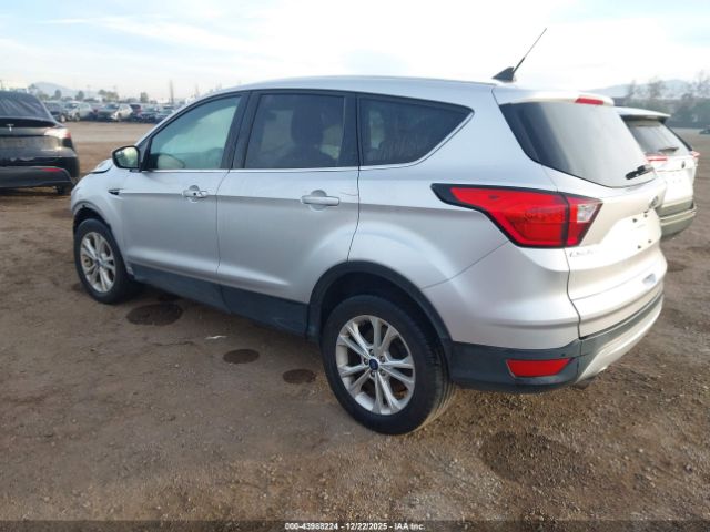 2019 FORD ESCAPE 1FMCU0GD7KUB31265 Photo 2