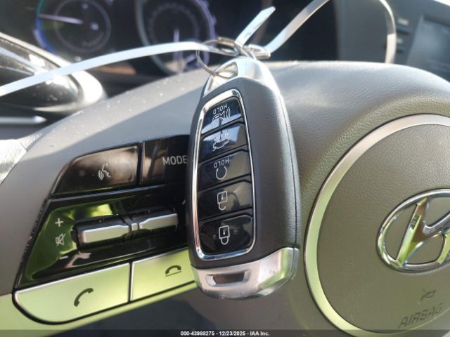 2023 HYUNDAI ELANTRA HYBRID KMHLM4AJ6PU088115 Photo 10