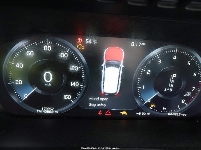 2017 VOLVO XC90 YV4A22PMXH1130230 Photo 6