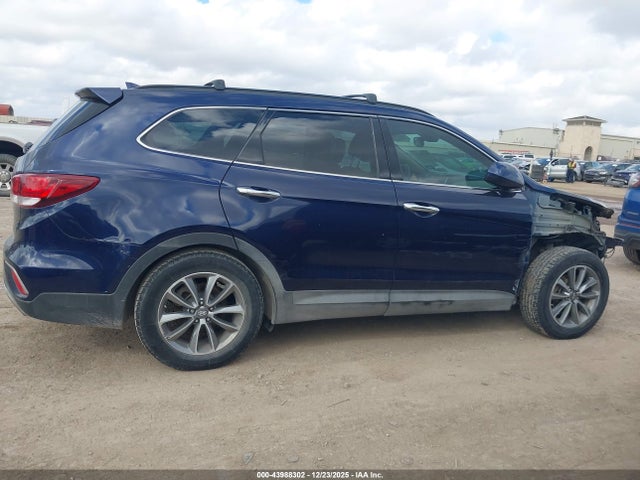 KM8SM4HFXHU206584 Hyundai Santa Fe Se