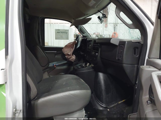 2023 Gmc Savana 2500 Work Van მანქანა იყიდება აუქციონზე, vin: 1GTW7AFP5P1158273, აუქციონის ნომერი: 43988306