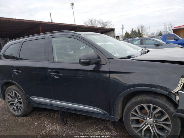 Продаж на аукціоні авто 2016 Mitsubishi Outlander Sel, vin: JA4AD3A32GZ038669, номер лоту: 43988346