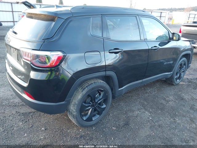2021 JEEP COMPASS 3C4NJDBB5MT584591 Photo 3