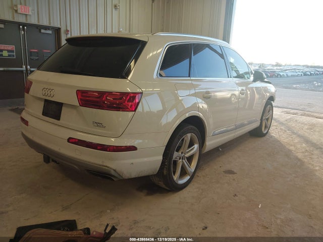 2019 AUDI Q7 WA1VAAF76KD003827 Photo 3