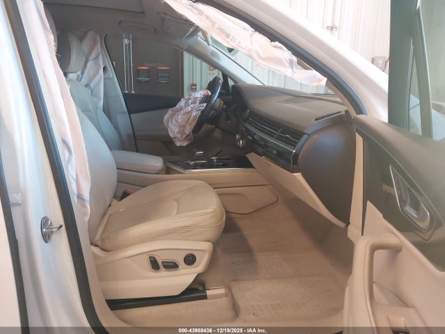 2019 AUDI Q7 WA1VAAF76KD003827 Photo 4