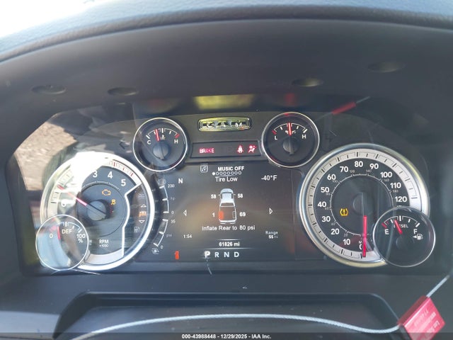 Продаж на аукціоні авто 2018 Ram 2500 Laramie  4x4 6'4 Box, vin: 3C6UR5NLXJG308921, номер лоту: 43988448