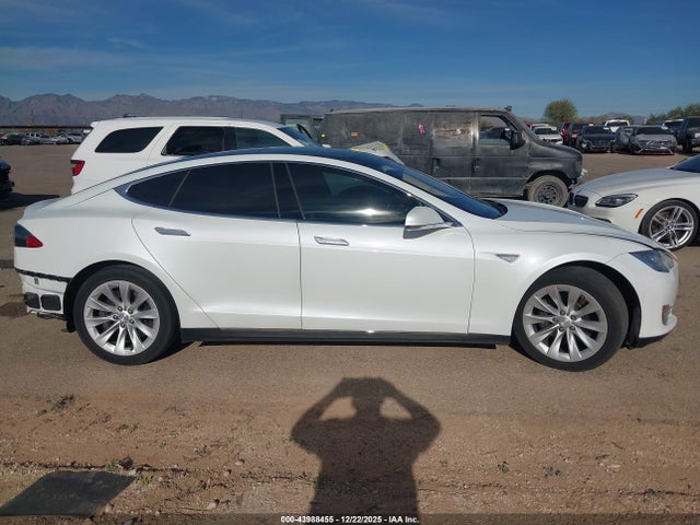 Tesla Model S 70d/85d/p85d 2015 5YJSA1H29FF086176 Image 14