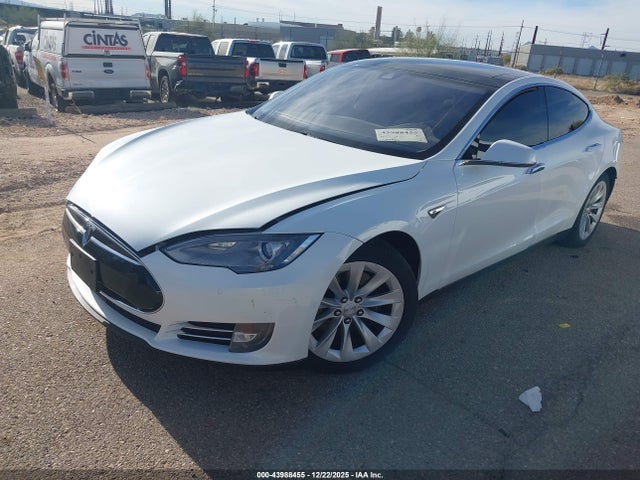 2015 TESLA MODEL S 5YJSA1H29FF086176 Photo 1