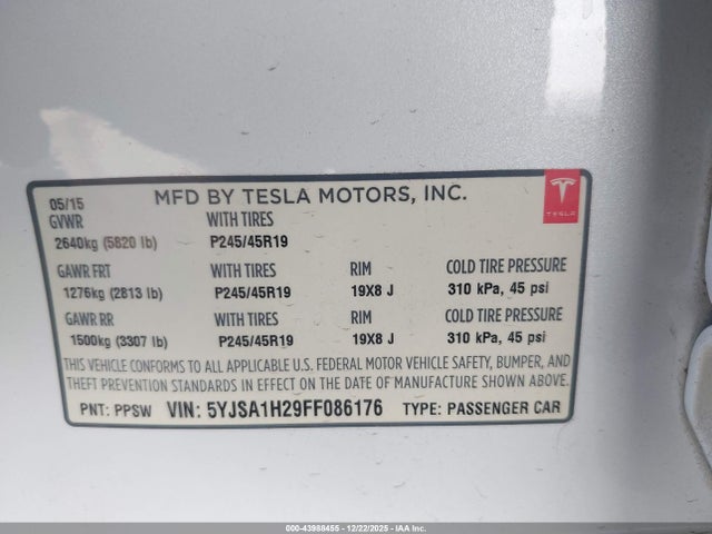2015 TESLA MODEL S 5YJSA1H29FF086176 Photo 8