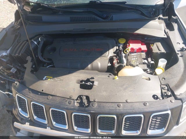 3C4NJDBB0KT741151 Jeep Compass Latitude 4x4