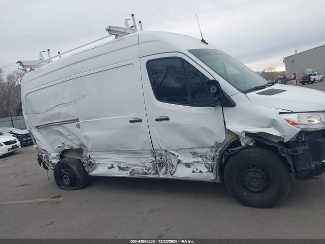 W1Y4KBHY9PT130803 Mercedes-Benz Sprinter 2500 Standard Roof 4-cyl Diesel