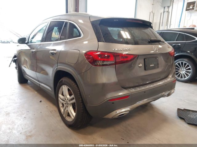 2022 MERCEDES-BENZ GLA 250 W1N4N4HB8NJ402827 Photo 2