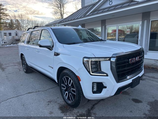 2021 GMC YUKON XL 1GKS2HKD0MR165246