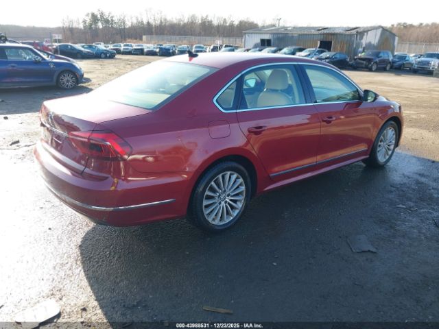 2017 VOLKSWAGEN PASSAT 1VWBT7A31HC051399 Photo 3