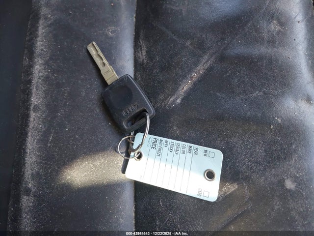 2002 AUDI TT TRUUT28N421006679 Photo 10