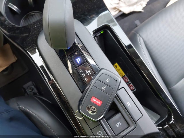 Toyota PRIUS XLE 2026 JTDACAAU2T3066944 Image 11