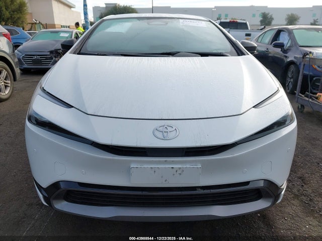 Toyota PRIUS XLE 2026 JTDACAAU2T3066944 Image 13